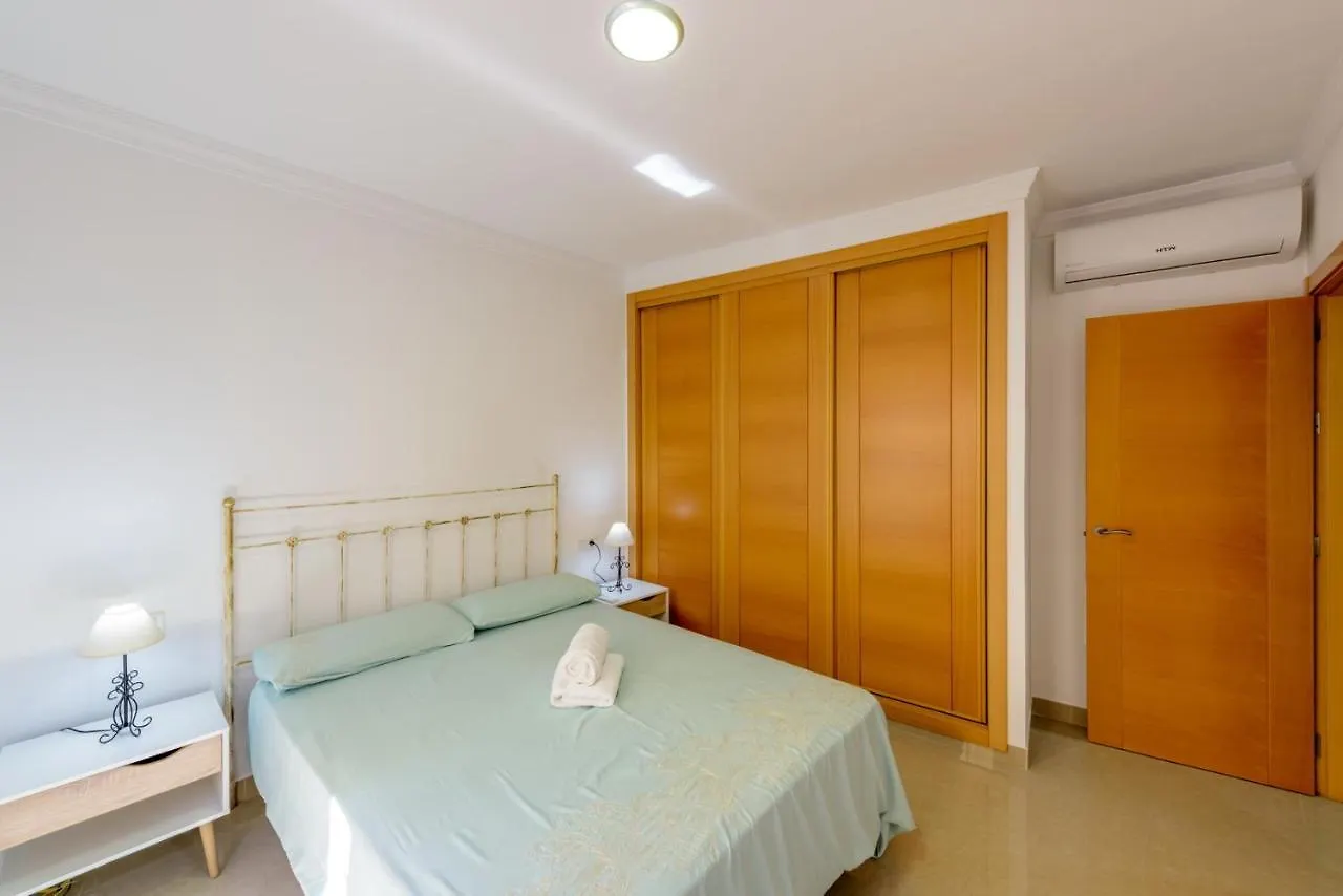 Apartamento Centrico Sibarys - 2 Dormitorios- Calle Pintada 内尔哈 公寓